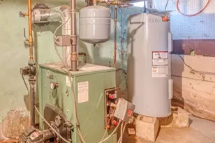 95 Dyer Ave, Canton, CT 06019 - Photo 23