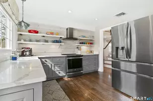 185 Windsor Rd, Fairfield, CT 06824 - Photo 5