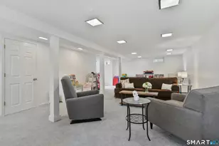 185 Windsor Rd, Fairfield, CT 06824 - Photo 25