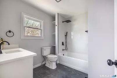 5 Lindsley Place, Stratford, CT 06614 - Photo 19