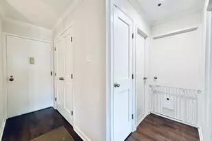 970 Hope St, Stamford, CT 06907 - Photo 17