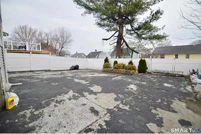 32 Boston Terrace #3rd floor, Bridgeport, CT 06610 - Photo 13