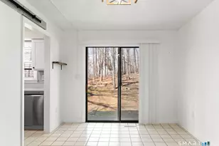 531 Hilliard St, Manchester, CT 06042 - Photo 7