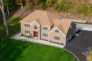 171 Oregon Rd, Meriden, CT 06451 - Photo 3