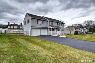 55 Rutledge Rd, Wethersfield, CT 06109 - Photo 3