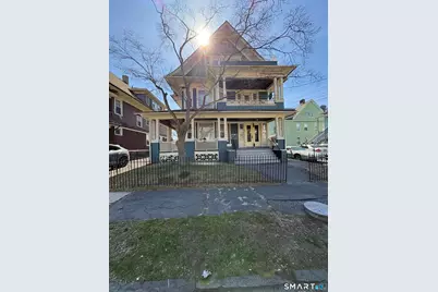 689 Maplewood Avenue, Bridgeport, CT 06605 - Photo 1