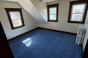 689 Maplewood Ave, Bridgeport, CT 06605 - Photo 15