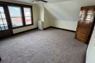 689 Maplewood Ave, Bridgeport, CT 06605 - Photo 7