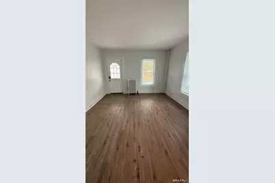 29 Lincoln Place, Bristol, CT 06010 - Photo 1