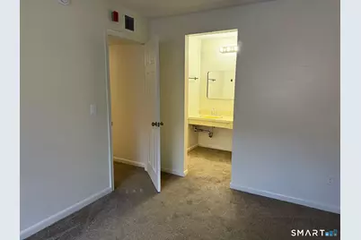 1274 East Main Street #D12, Meriden, CT 06450 - Photo 17