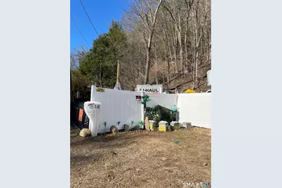 218 Roosevelt Drive, Seymour, CT 06483 - Photo 3