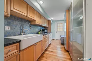 297 South Rd, Farmington, CT 06032 - Photo 11