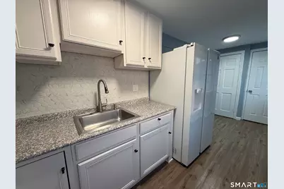 85 Avery Street #(Whole House), Stamford, CT 06902 - Photo 25