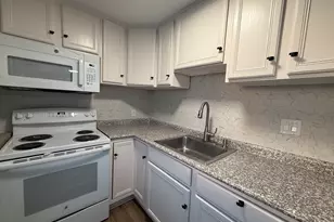 85 Avery St, Stamford, CT 06902 - Photo 3