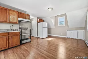 360 Vincellette St, Bridgeport, CT 06606 - Photo 35