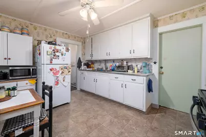 112 Linden Street, Torrington, CT 06790 - Photo 9