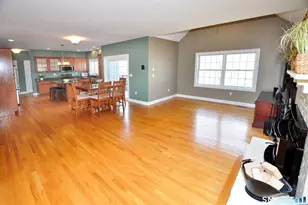 127 S Main St, Marlborough, CT 06447 - Photo 9