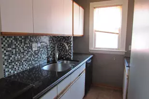 430 Blohm St, West Haven, CT 06516 - Photo 9