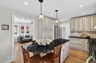 131 Norwood Ave, New London, CT 06320 - Photo 15