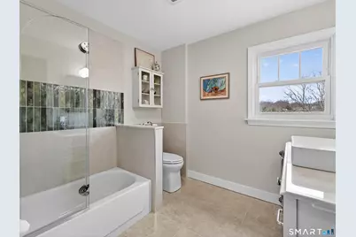 131 Norwood Avenue, New London, CT 06320 - Photo 31