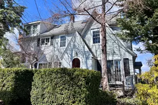 5 Durando Pl, Bridgeport, CT 06605 - Photo 1