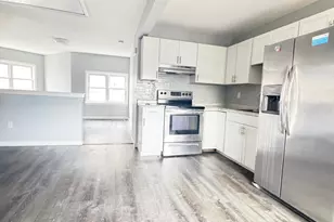 33 Pond St, Naugatuck, CT 06770 - Photo 1