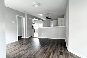 33 Pond St, Naugatuck, CT 06770 - Photo 3