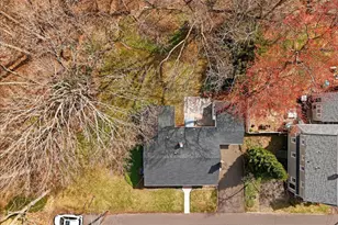 47 Barrett St, Hamden, CT 06517 - Photo 35