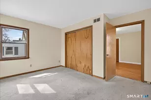 47 Barrett St, Hamden, CT 06517 - Photo 21