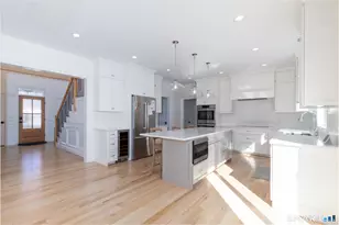 112 Stallion Dr, Glastonbury, CT 06033 - Photo 1