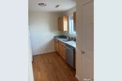 90 Townsend Avenue, New Haven, CT 06512 - Photo 3