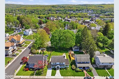 25 Walnut Street, Naugatuck, CT 06770 - Photo 39