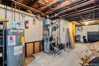 215 Wesley Street, Waterbury, CT 06708 - Photo 17