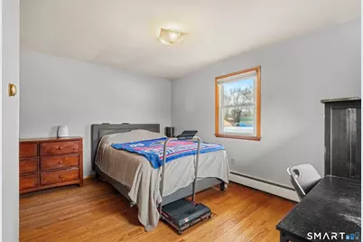 215 Wesley Street, Waterbury, CT 06708 - Photo 11