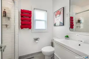 4 Darien Rd, New Fairfield, CT 06812 - Photo 11