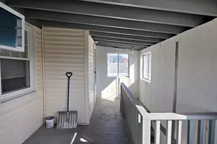 396 W Main St, New Britain, CT 06052 - Photo 17