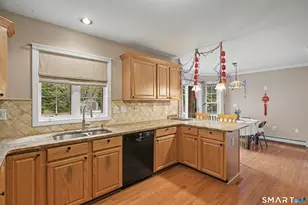 75 Heather Glen Ln, Groton, CT 06355 - Photo 9