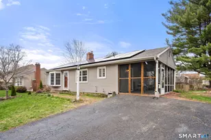 215 Monroe St, East Hartford, CT 06118 - Photo 3