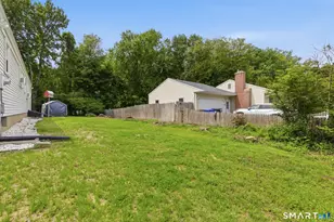 17 Pioneer Dr, Enfield, CT 06082 - Photo 27