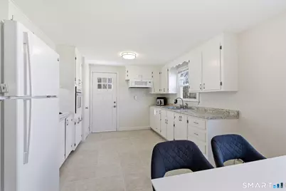 17 Pioneer Drive, Enfield, CT 06082 - Photo 7