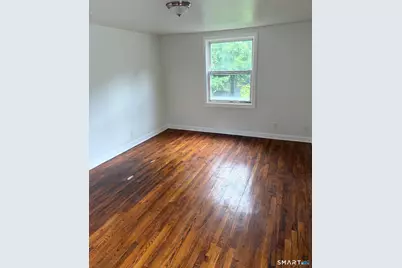 13 Valley Place North, New Haven, CT 06515 - Photo 3