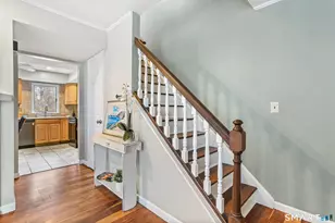 40 Sullivan Pl, Bridgeport, CT 06610 - Photo 13