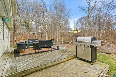 40 Sullivan Place, Bridgeport, CT 06610 - Photo 21