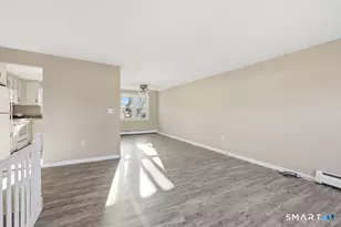 20 Kent Ct, Middletown, CT 06457 - Photo 5