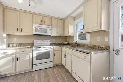 20 Kent Court, Middletown, CT 06457 - Photo 9