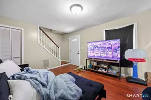 4 Hilltop Rd, New Haven, CT 06515 - Photo 19