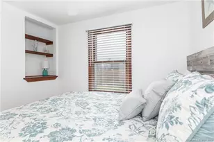 18 Thompson Ln, Old Saybrook, CT 06475 - Photo 15