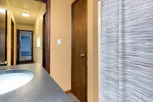 399 W Woods Rd, Hamden, CT 06518 - Photo 21