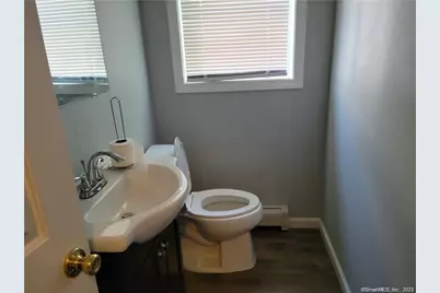 10 Elro Street, Manchester, CT 06040 - Photo 9