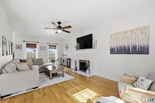 52 Tarragon Dr, East Hampton, CT 06424 - Photo 3